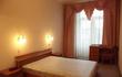 Rent an apartment, Zankoveckoy-ul, 8, Ukraine, Kiev, Pecherskiy district, Kiev region, 2  bedroom, 56 кв.м, 16 000/mo